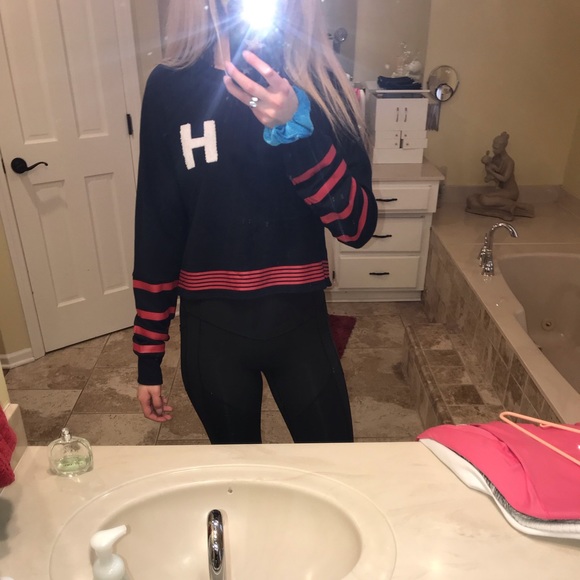 Tommy Hilfiger Tops - Tommy Hilfiger Cropped Navy Crewneck NWT